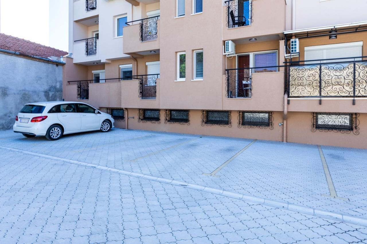 Mb Apartment Subotica Bagian luar foto